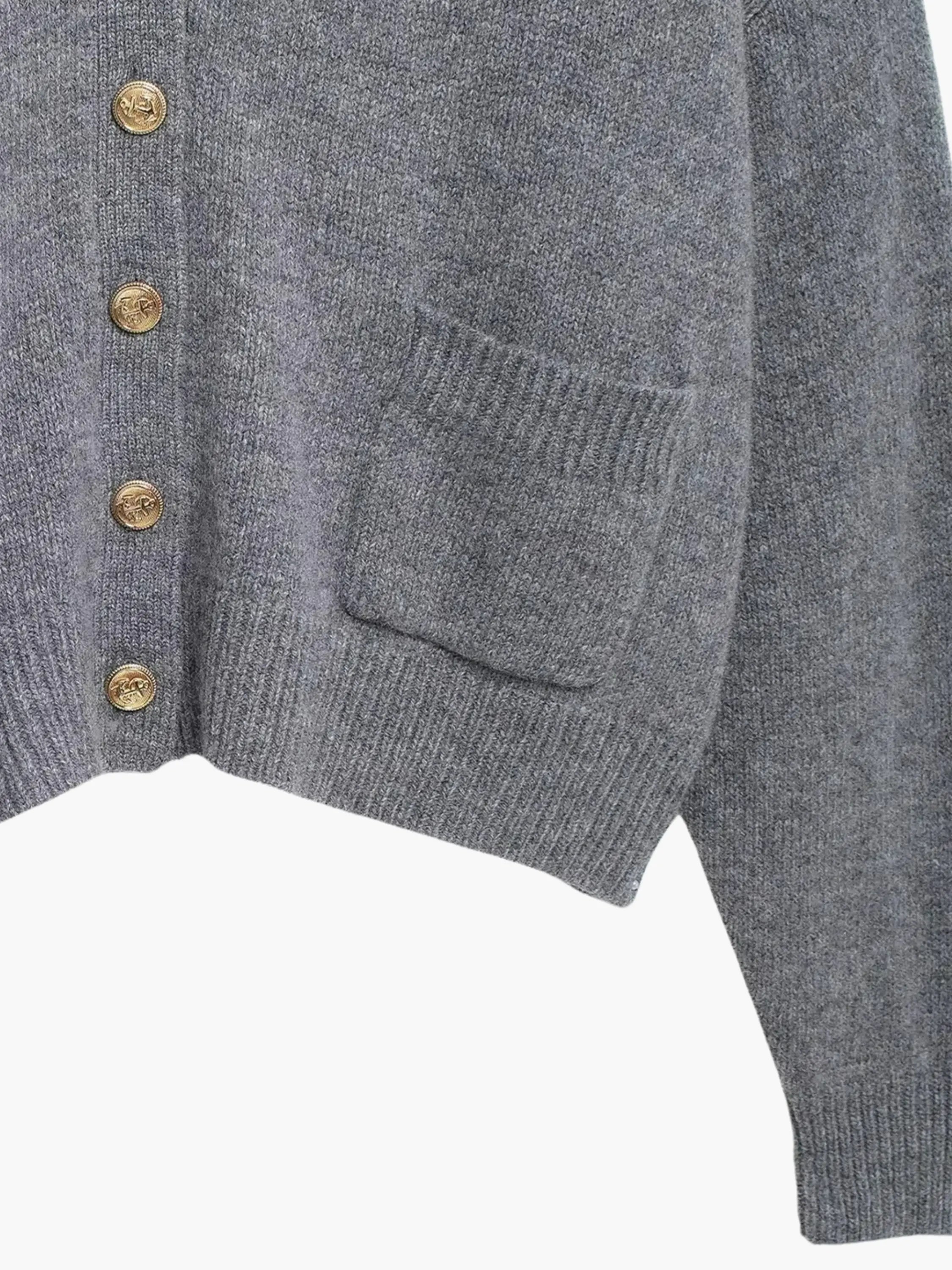 Leona | Strickjacke mit V-Ausschnitt