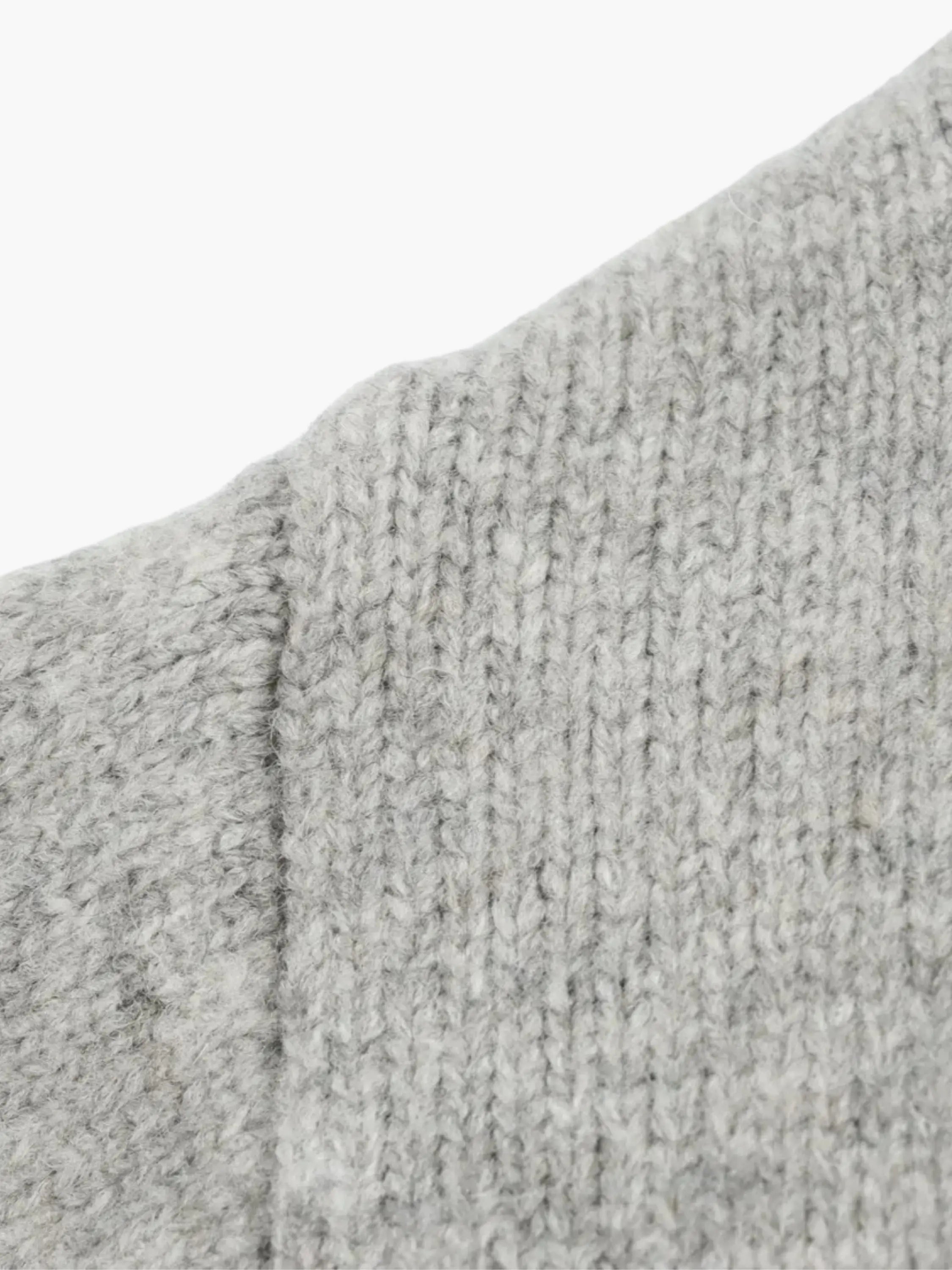 Kornelia | Strickjacke mit Kapuze und Reißverschluss