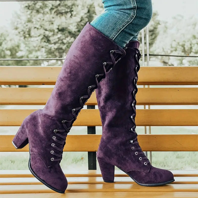 LEONA - Stylische Damenstiefel mit stabilen Absätzen